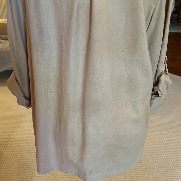 Velvet Heart tan linen button up blouse - Picture 11 of 15